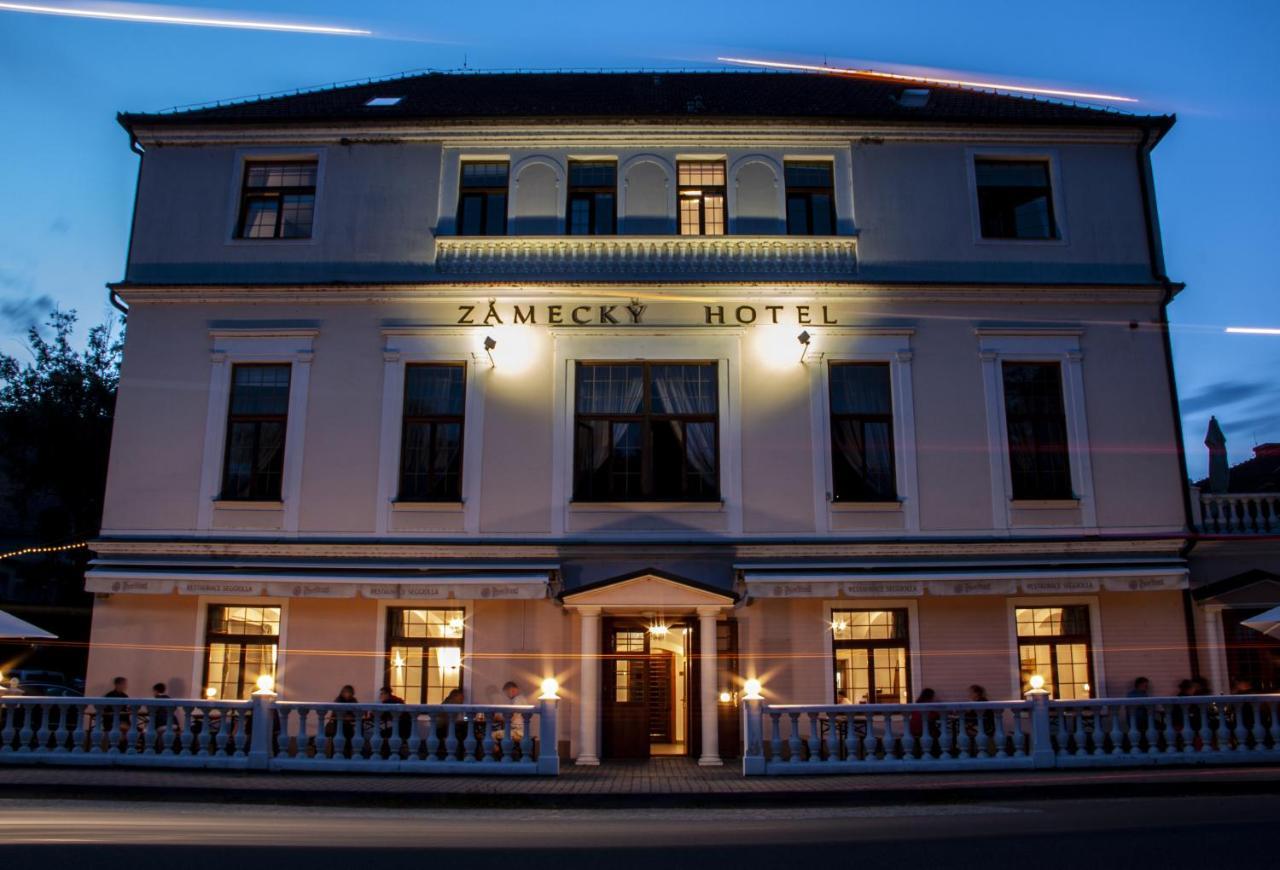 Grandhotel Sluchatko - Ex Zamecky Hotel Вранов-над-Дийи Экстерьер фото
